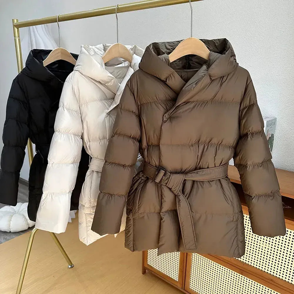 Chaqueta con capucha sanda