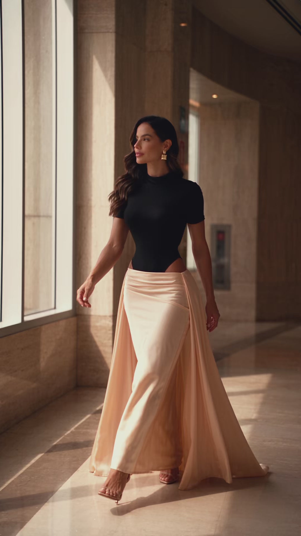 ÉVORA — Open-Back Bodysuit